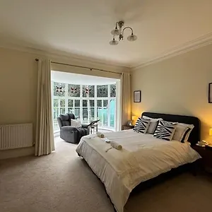  Homestay Rose Hill United Kingdom